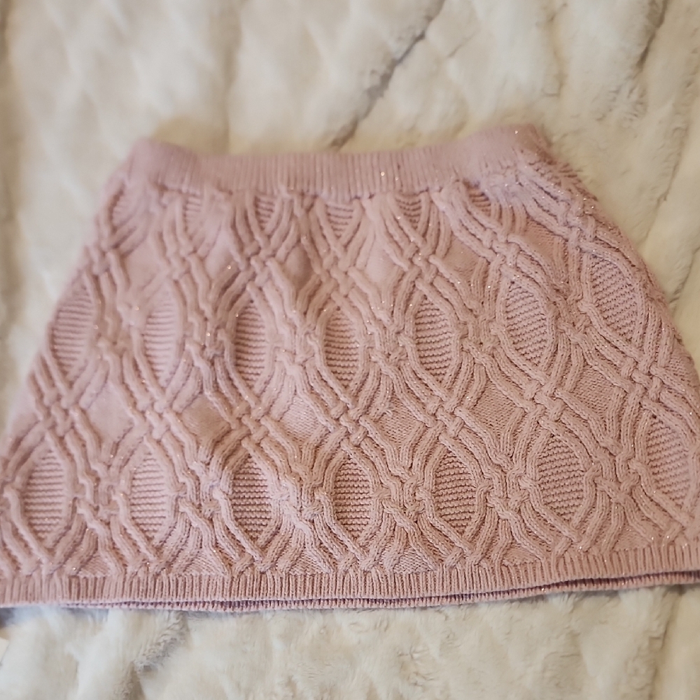 Elegant Pink Knit Skirt